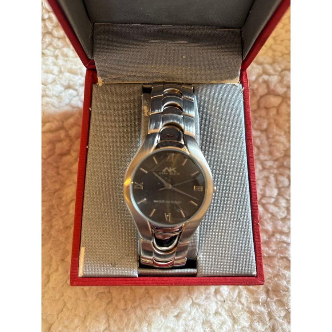 Used ANNEKLEIN analog quartz watch