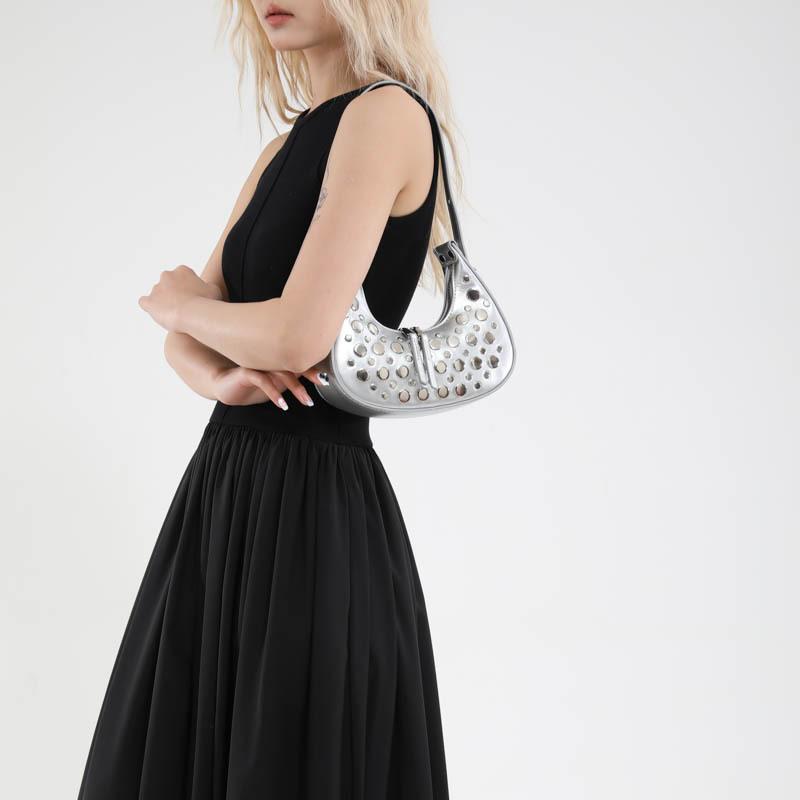 Rivet Underarm Bag Spring Summer New Fashion Niche Shoulder Bag Casual Ladies Versatile Dumpling Bag