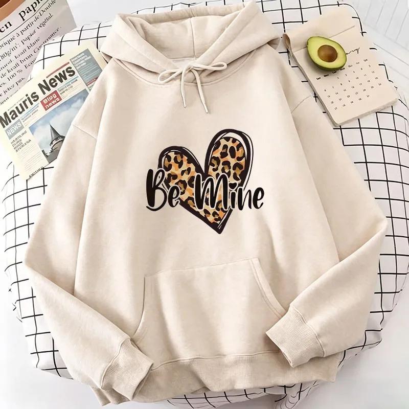Autumn Winter Fashion Top Women Love Heart Leopard Print Hoodie Casual Hooded Sweatshirt Women Long Sleeve Casual Aesthetic Top