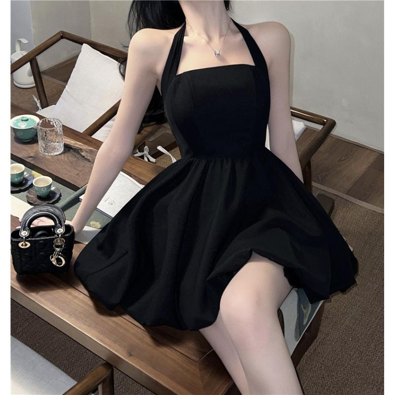 Pure desire spice girl with inner neck sling dress women's summer waist and thin temperament a word short skirt