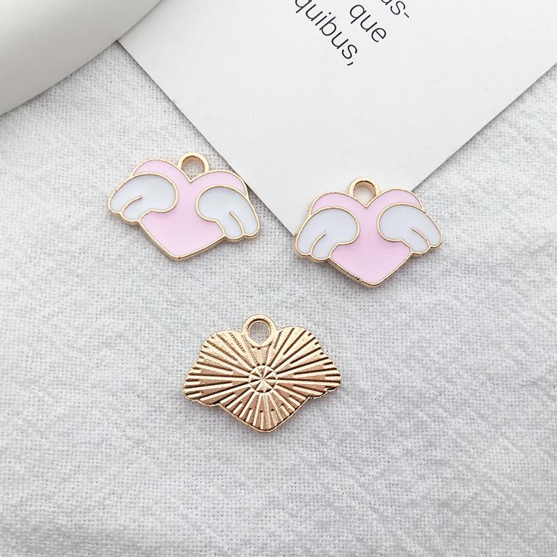 

Heart Wings Alloy Drip Oil DIY Pendant for Handmade Earrings