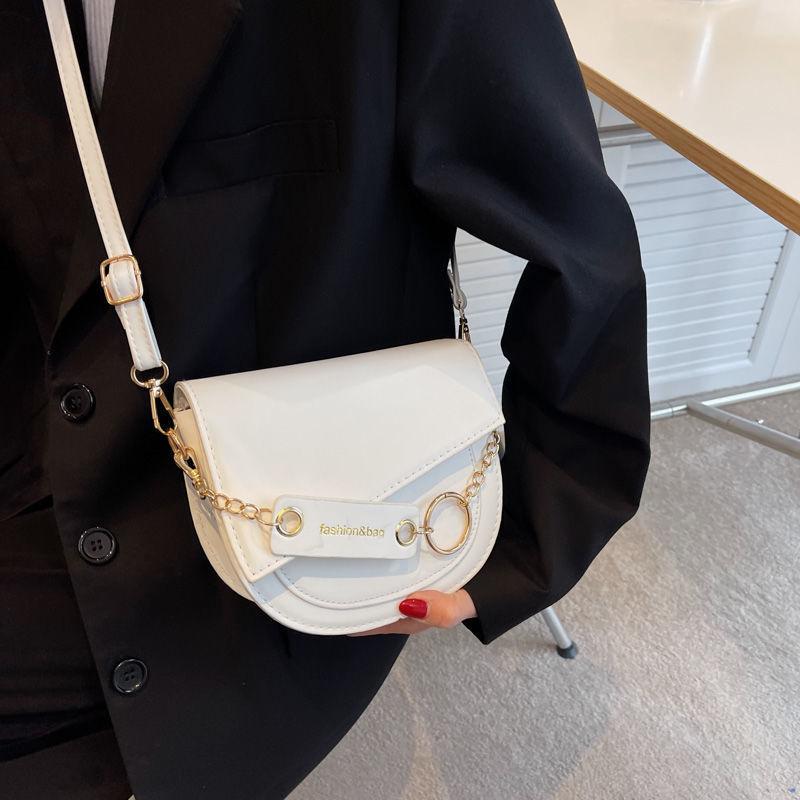 

Niche design versatile ins messenger bag women s bag 2025 new trendy fashion contrasting color saddle bag women s shoulder bag
