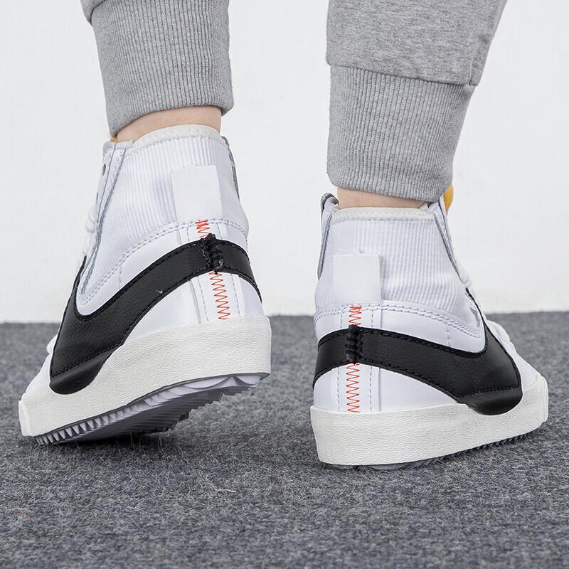 Nike Sneakers da donna Blazer Mid 77 Jumbo Bianco Nero Vela DQ1471-100