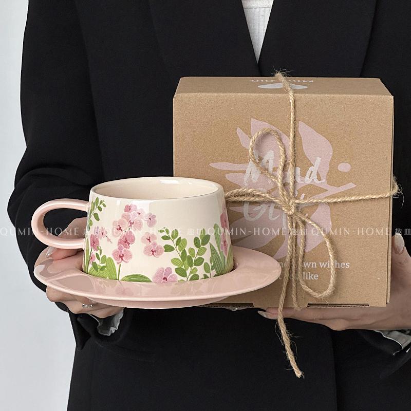 

French ins ceramic coffee cup and plate set, high-end, exquisite, retro, high beauty tulip latte art cup for home use