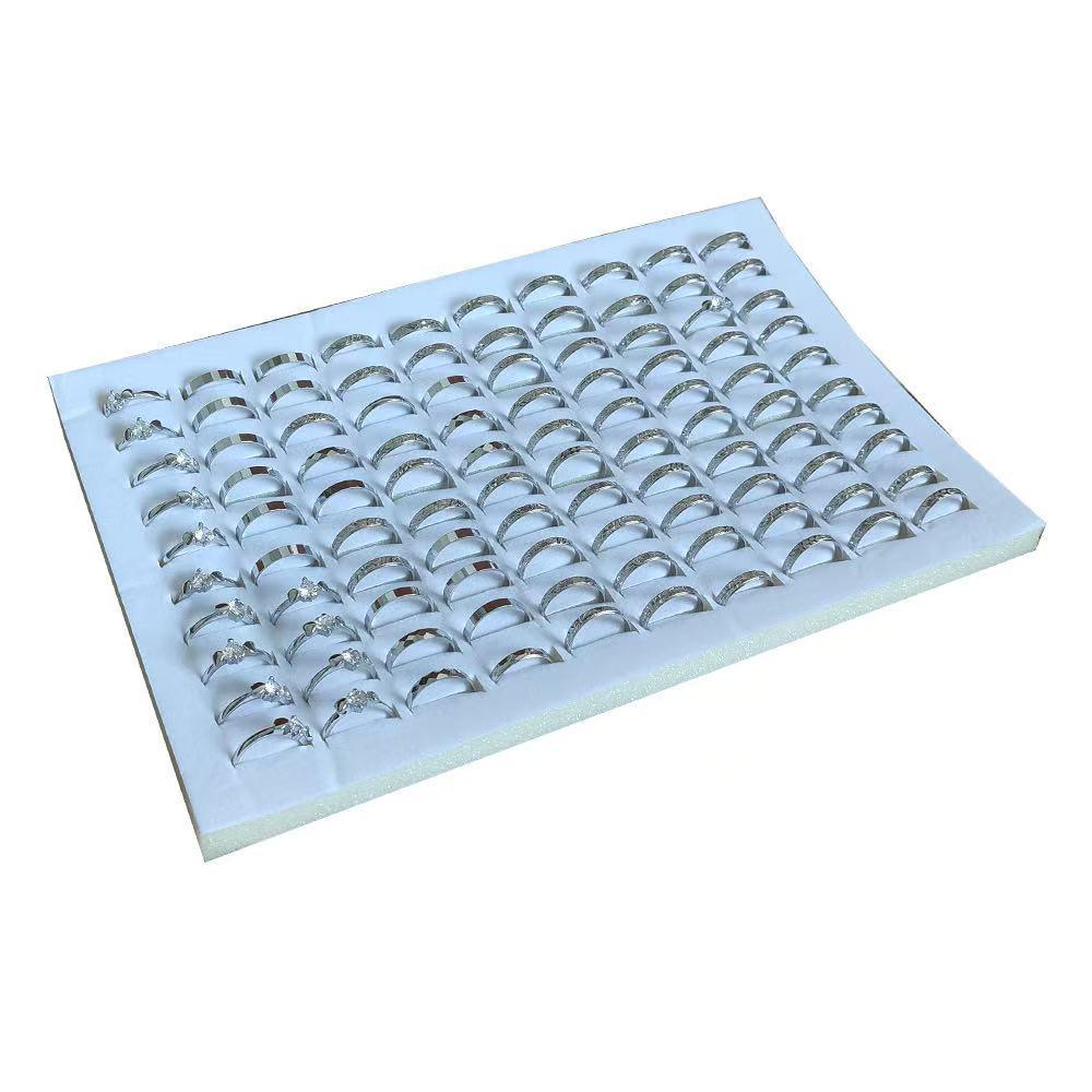 

Губка для сережок своїми руками з 216 отворами - підкладка для ювелірних виробів