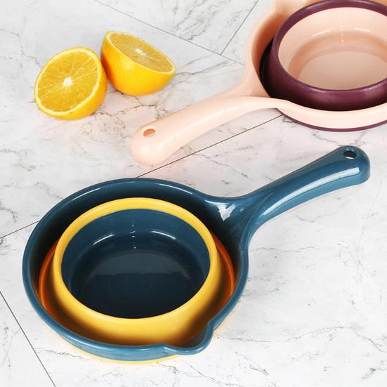 Foldable Water Ladle, Collapsible Silicone Kitchen Scoop for Rice Washing, Space Saving Multipurpose Dipper for Home
