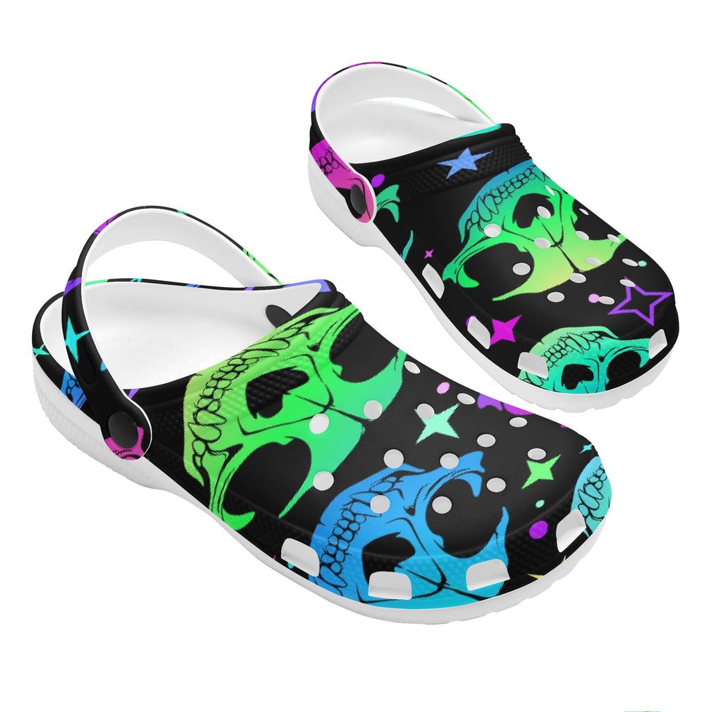 White EVA Clogs with Mini Skull Print, Lightweight Slip On Garden Shoes, Breathable Beach Sandals, Indoor Outdoor Slippers for Men Women