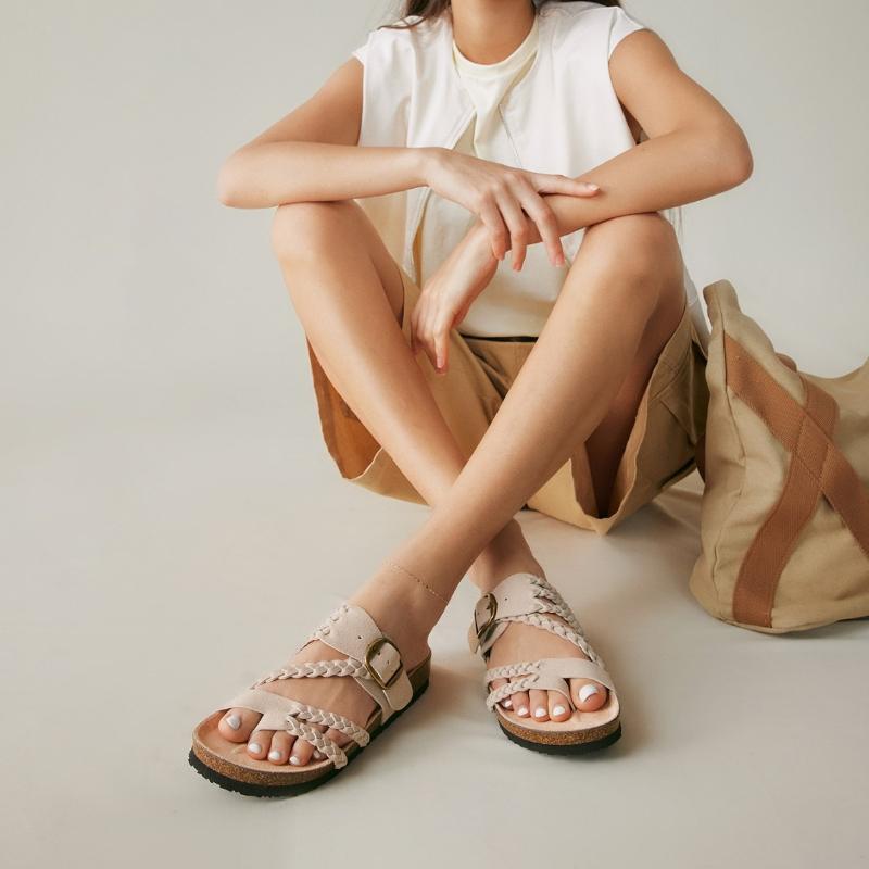 Fashion Women Sandals Beach Flip Flops Soft Suede Insole Adjustable Strap Slip On Comfortable Casual Fashionable Summer Shoes