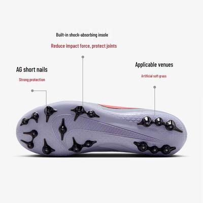 Chaussures spéciales de sport – Chaussures de football