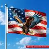 Una bandiera americana a faccia singola di dimensioni 60x90 cm (2x3 Piedi), Con un Maestoso Aquila Calva con Ali Spiegate su uno Sfondo Patriottico di Bandiera Americana