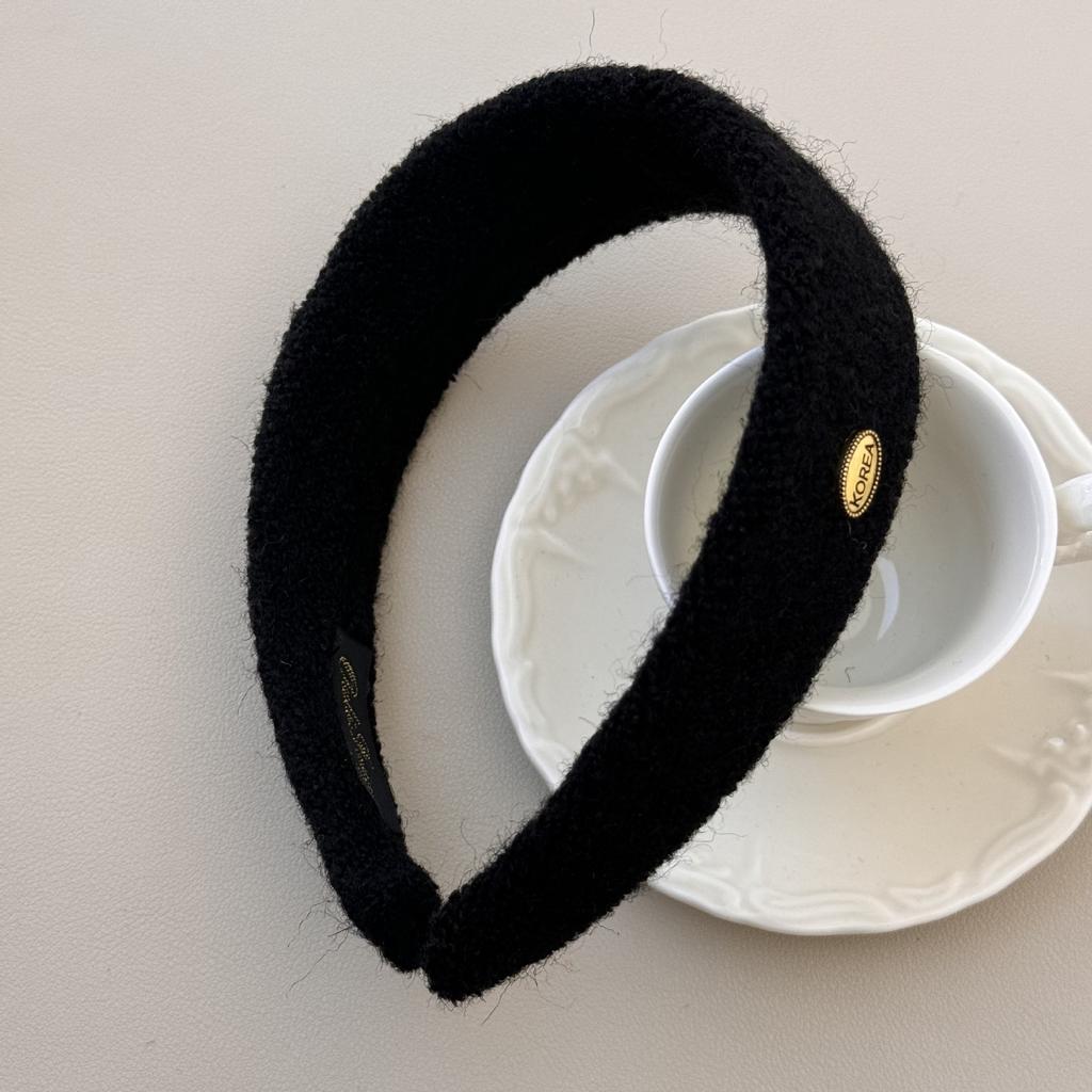 Wool Oval Gold Label Wide Hair Band for Autumn and Winter, High Top Hairpin, High-end Headband for Going Out