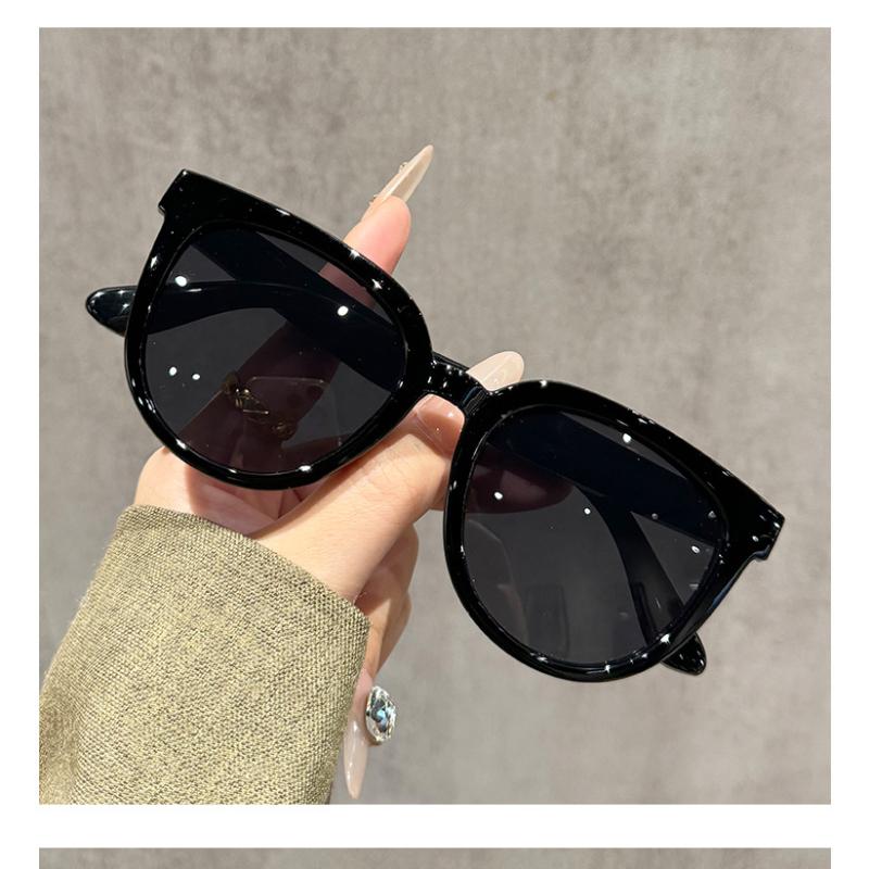 Small Frame Circular Shape Sunglasses Women's Brand Designer Sun Glasses Women  Travel Eyewear UV400