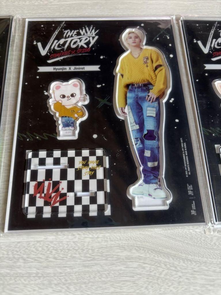 [USED] straykids acrylic stand