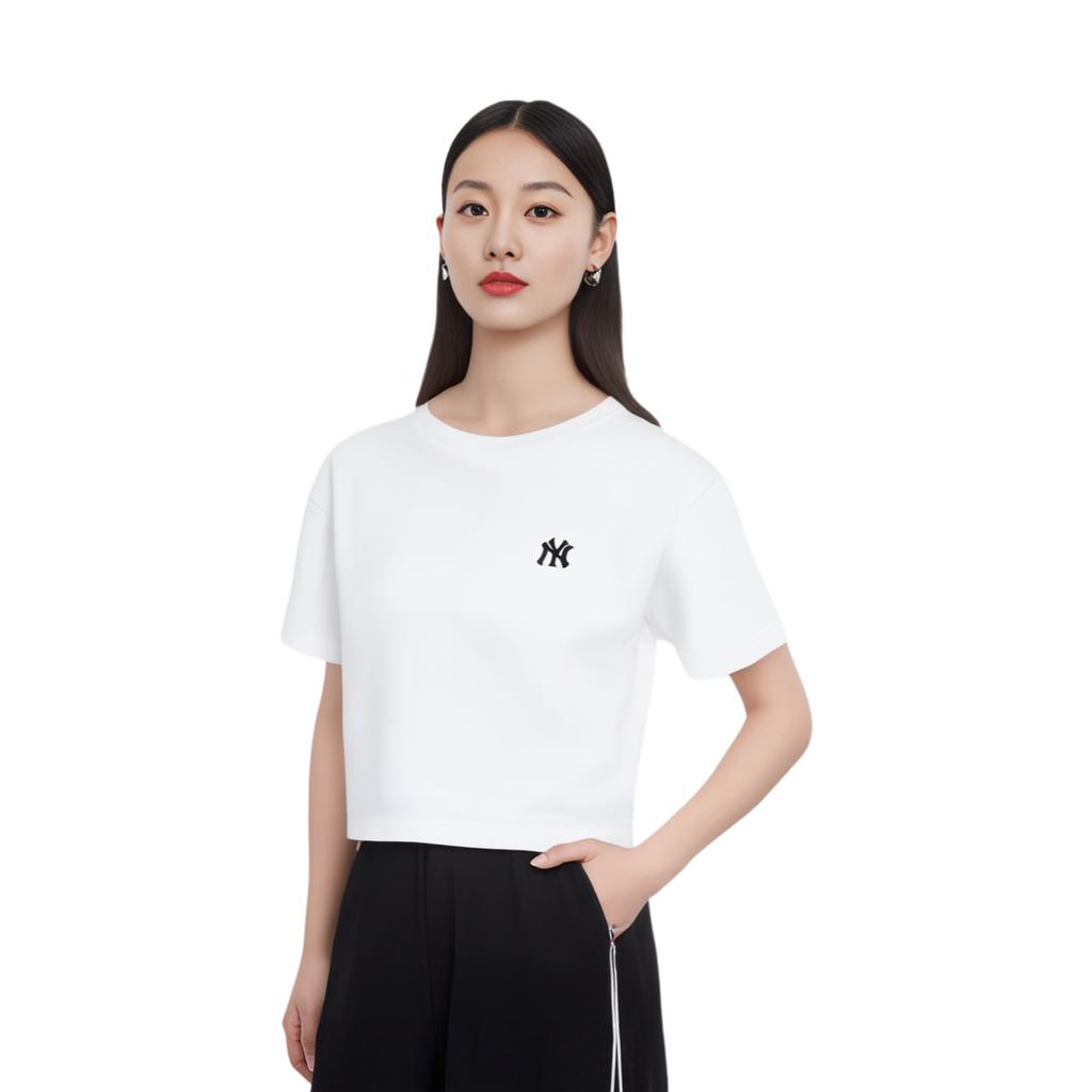 MLB New York Yankees T-shirt a maniche corte da donna Top Bianco 3FTSB0153-50WHS