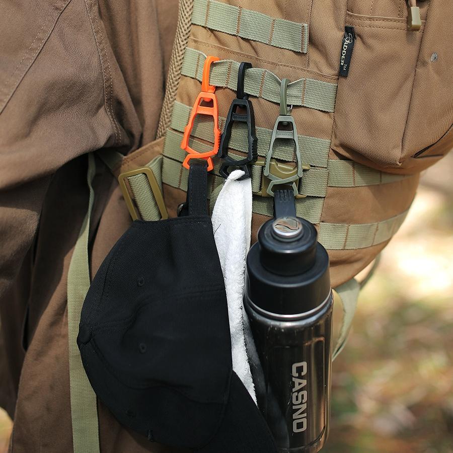 2Pcs Outdoor Glove Clip Multi-purpose Anti-drop Hook Plastic Clip Portable POM Protective Work Gloves Safety Clip