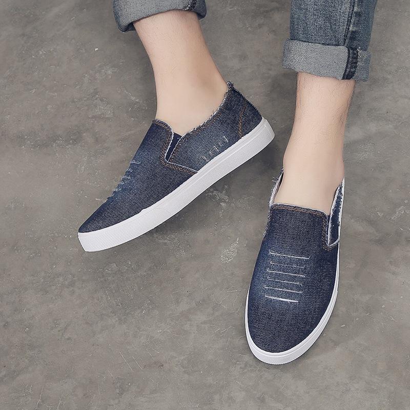 New Summer Men Shoes Breathable Slip-on Cut-out Denim Casual Canvas Shoes Flat Heels 2024