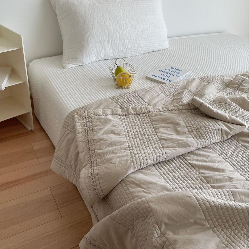 100% Cotton Sand Washed soft Bedspread 220x240cm 1-Piece Summer Quilt Lightweight Cooling Blanket Solid Color Plain Thin Bedding