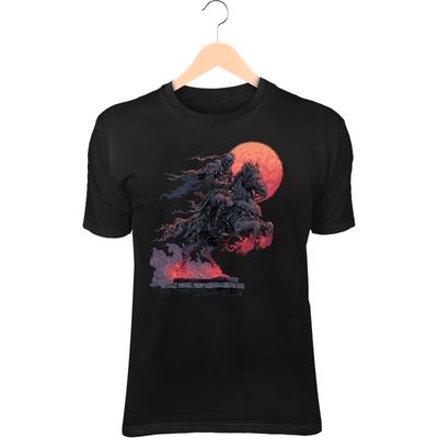 T-Shirt Cavaliere Teschio su Cavallo Non Morto – Armatura Ossea e Arrugginita, Corsa Fiammeggiante