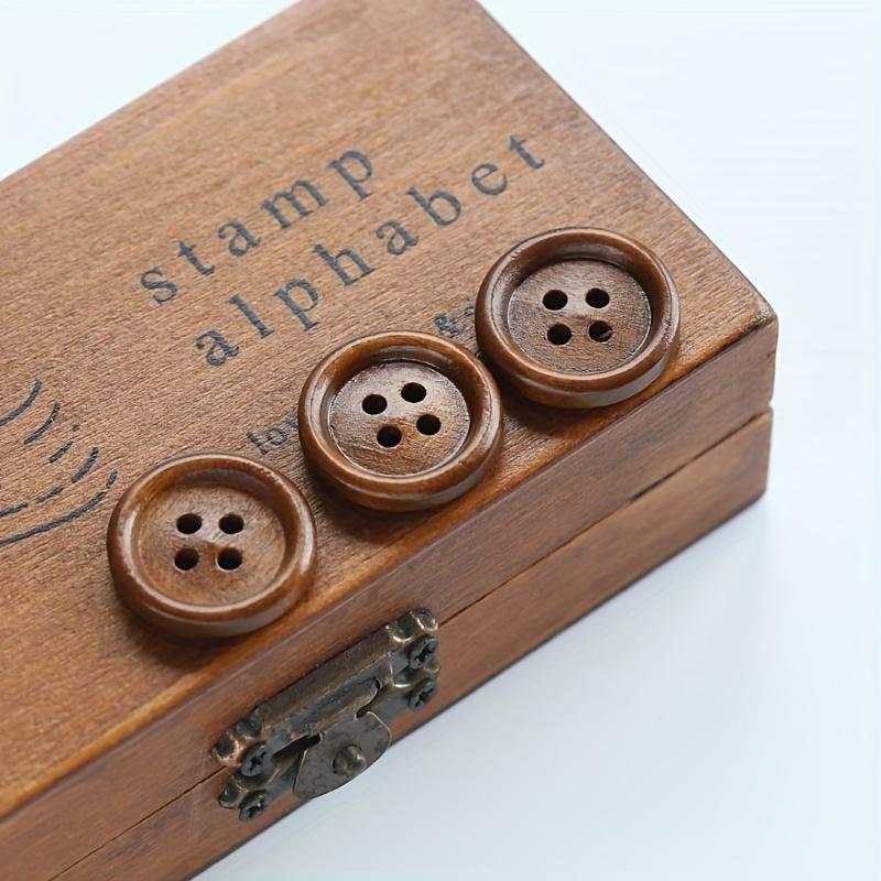 Lot de 10 boutons de couture ronds et polis, 4 trous, classiques, en bois, pour la couture, le bricolage, les vêtements, les chemises, les articles tricotés