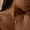 Minimally designed butterfly and bird pendant, gold necklace, women's gold-plated color preservation