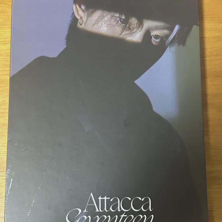 

Seventeen Атака Карат Бан The8 У Хоши DK Вернон