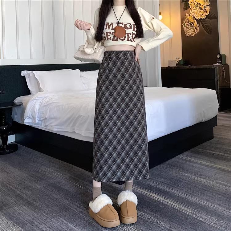

2025 Retro Plaid Slim-Fit Skirt: Women s Autumn/Winter Mid-Length with Elastic Waist and Dragon Phoenix Design S темно-серого
