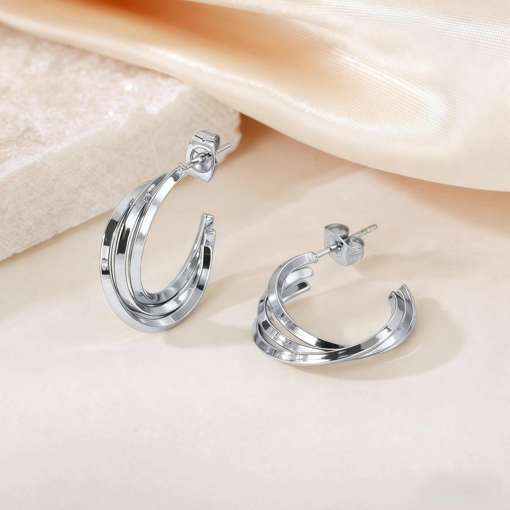 European & American Retro Geometric Hoop Earrings in Titanium Steel with 18K Texture - High-End Niche Design, Trendy Style for Women