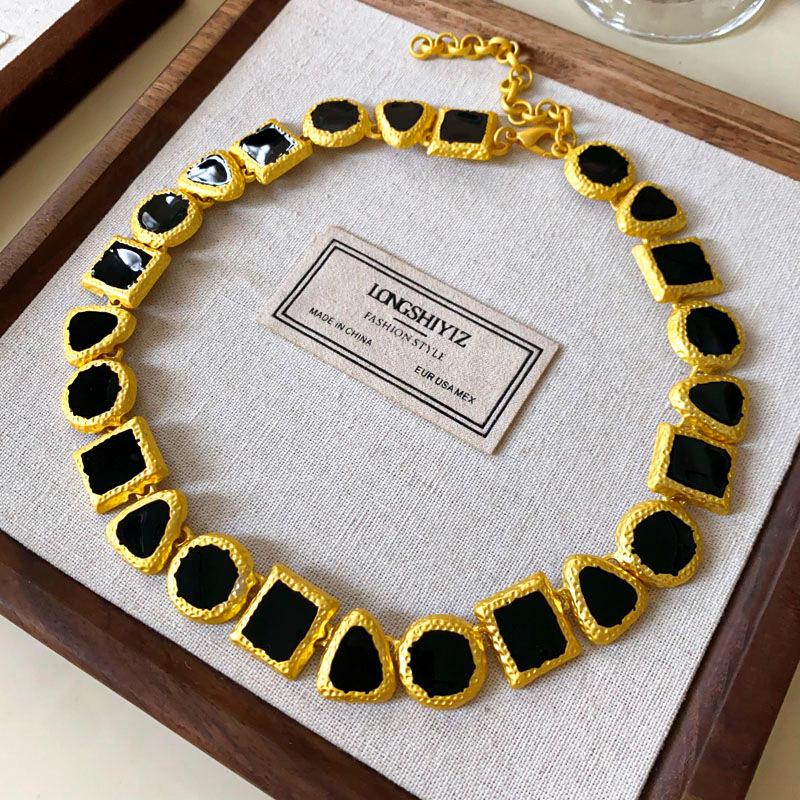 Drip Twisted Geometric Earrings Necklace Set, Vintage Premium Light Luxury Accessories Gift