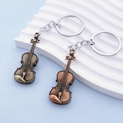 Retro Gitara Skrzypce Metalowe Breloczki Kreatywna Osobowość Brelok Łańcuszek Wisiorek Akcesoria Biżuteria Sprzedawana Transgranicznie