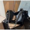 Korean version of premium oily leather large-capacity commuter tote bag fashionable versatile shoulder bag chain underarm bag