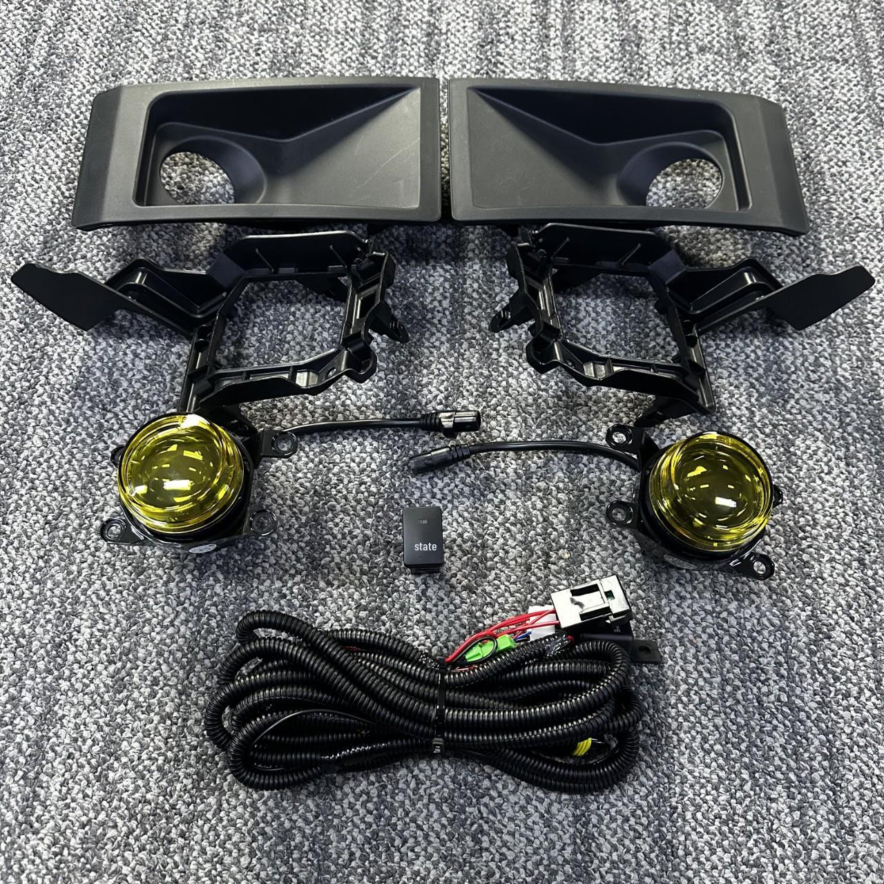Upgraded Front Fog Light Kit for 25 Toyota LC76/78 Land Cruiser Golden Eye Edition ABS