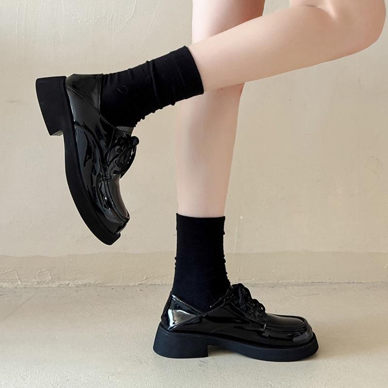 Schwarze große Kopf- und kleine Lederschuhe Damen Sommer 2025 neue japanische JK Slipper Britischer Stil Muffin-Plateauschuhe