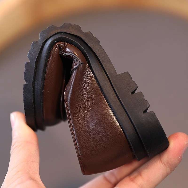 2025 spring and autumn new boys' shoes children's British style leather shoes baby black casual fashion student performance shoes