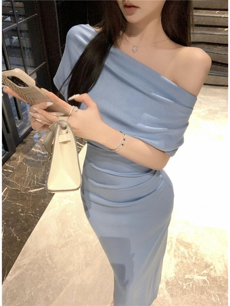 Elegant High-Waisted French Batwing Sleeve Summer Dress with Pleated Irregular Design
