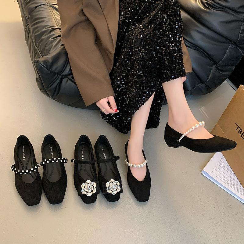 Hepburn Style New French Pearl Mary Jane Shoes Doudou Shoes Spring 2025 Square Head Flat Sole Shoes Women's Rhinestones