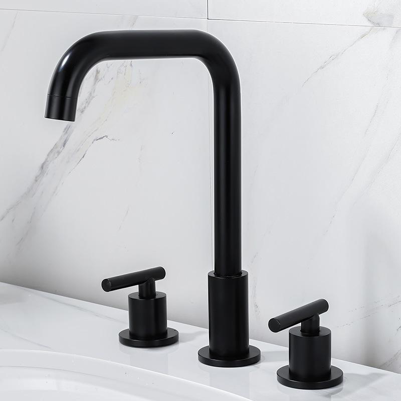 Basin Faucets Brass Polished Chrome Deck Mounted Round Bathroom Sink Faucets 3 Holes Double Handles Hot And Cold Water Tap