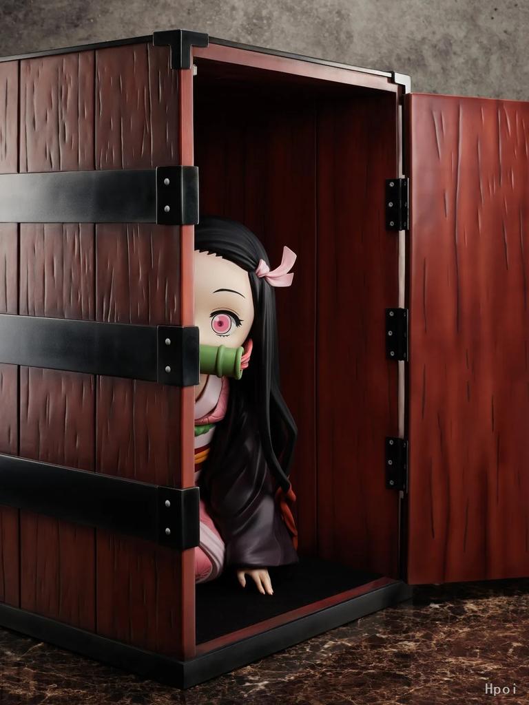 9CM Anime Figure Demon Slayer Kamado Nezuko Kawaii Miniature Kneeling Pose Figure PVC With Case Backpack Box Tabletop Gift Toy