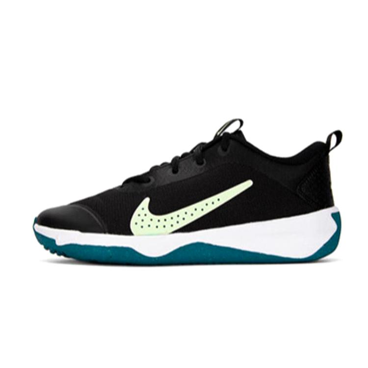 Nike Omni Multi-Court Black Bright Spruce GS DM9027-003 36