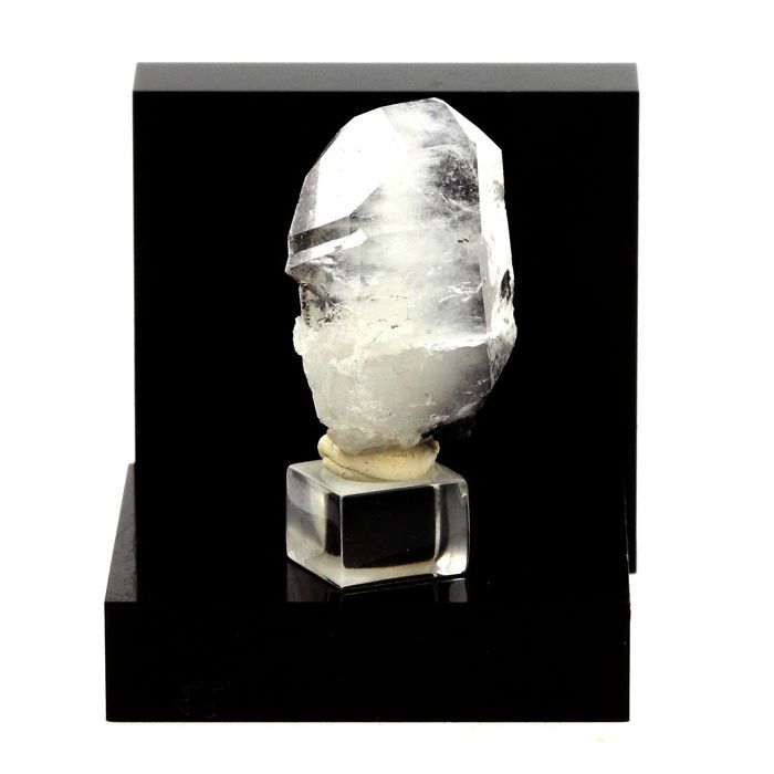 Quartz 35.0 carats