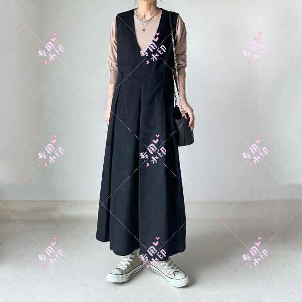

2025 autumn new deep V sleeveless pleated splicing dress S чёрный