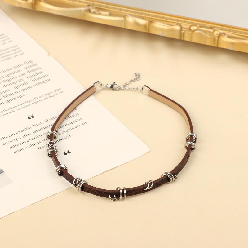 New Punk Trendy Gothic Thorns Pu Leather Collar Chain Choker Necklace For Women Men Fashion Vintage Jewelry Y2K Accessories Gift
