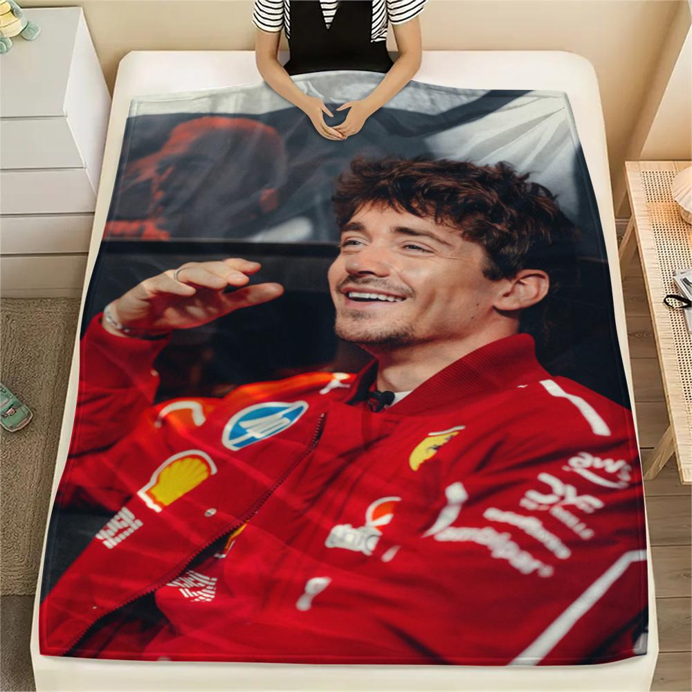 1 Pezzo Coperta in Flanella con Stampa di Charles Leclerc, Alta Qualità Confortevole per Tutte le Stagioni, Arredamento per la Casa, Calore e Comfort, Perfetta per Regali di Natale 16
