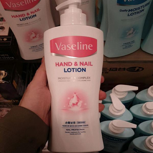 Vaseline Hand & Nail Lotion 450ml One thing