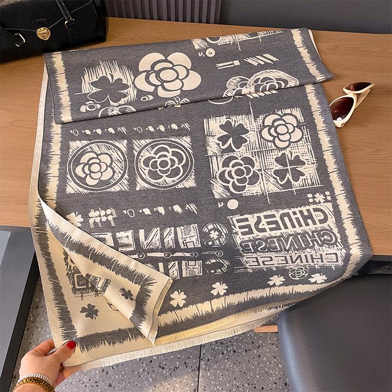 Imitation Cashmere Scarf Versatile Camellia Four-leaf Clover Thermal Air Conditioner Shawl with Fashionable Scarf