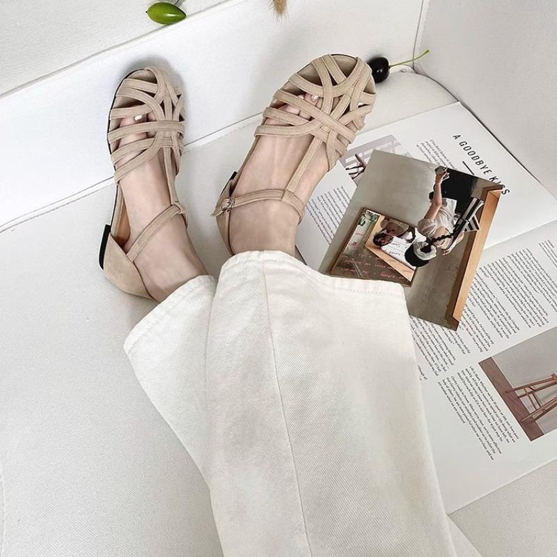 Soft-soled retro woven baotou sandals women's fashion flat-soled student pig cage shoes tide