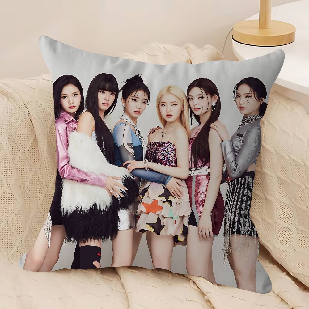 Kpop S-STAYC Cushion Cover Pillowcase Upholstery Sofa Throw Pillow Home Decor Pillowcas