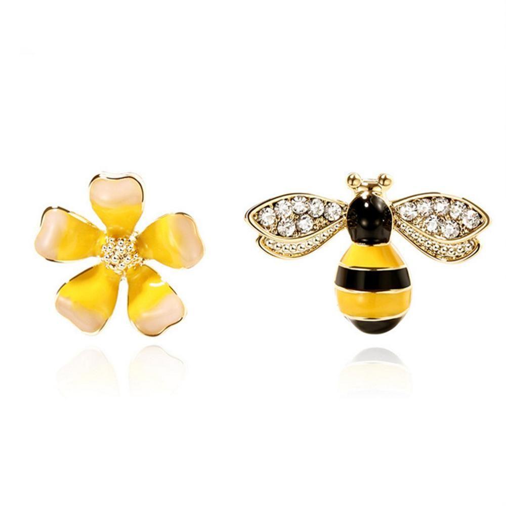 

Lovely Bee Women Gift Ear Stud Stud Earrings Girls Fashion Jewelry