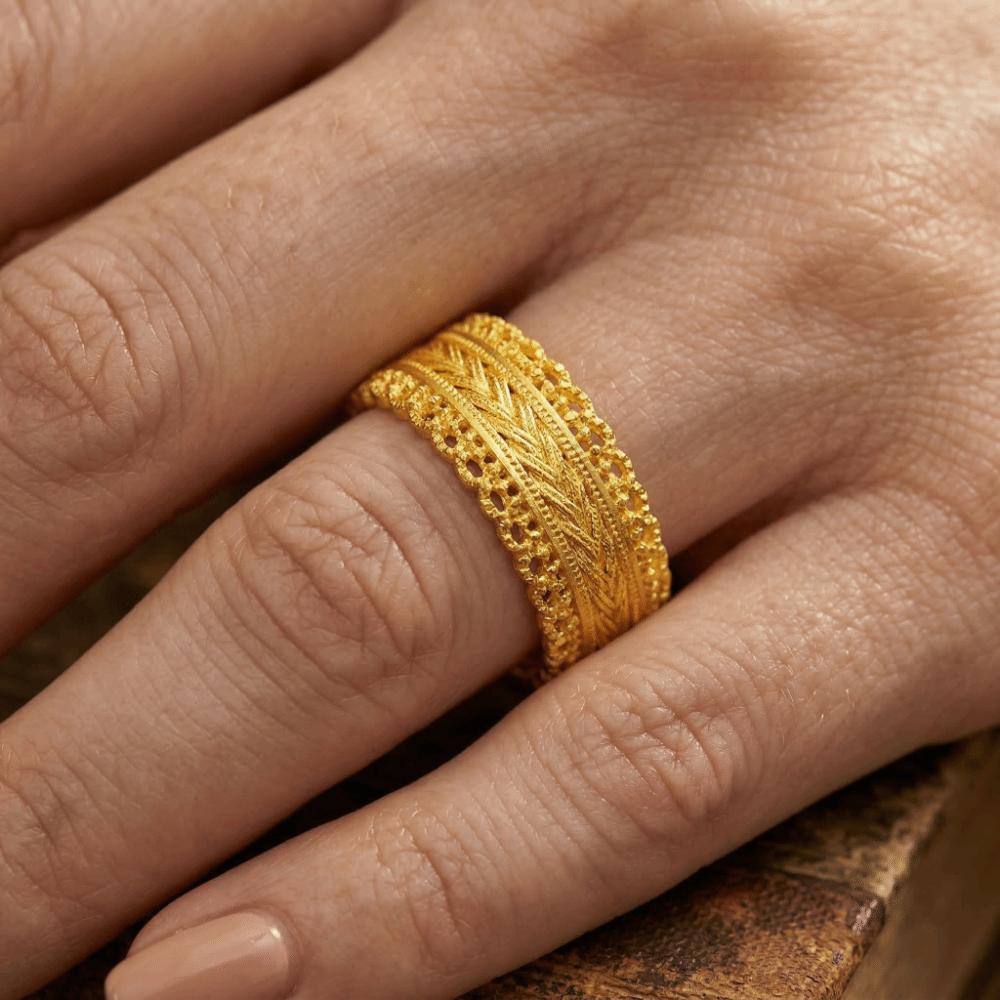 Elegant Sandy Gold Filigree Ring Weave Design Ancient Ring Classic Banquet Jewelry Women