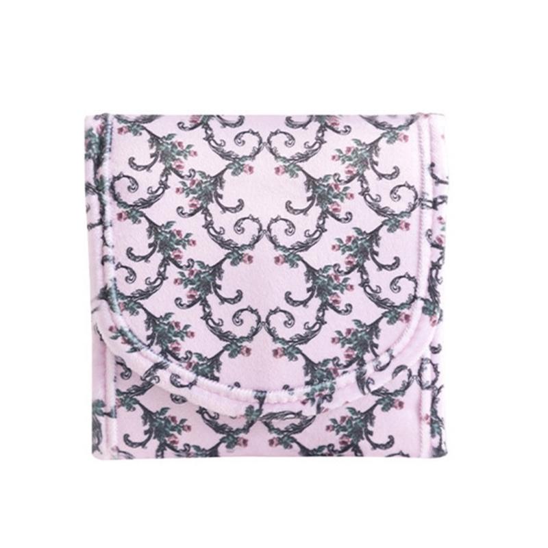 

Portable Jewelry Travel Bag Stylish and Durable Jewelry Packaging Bags Durable Holder for Jewelry Lovers and Travelers S