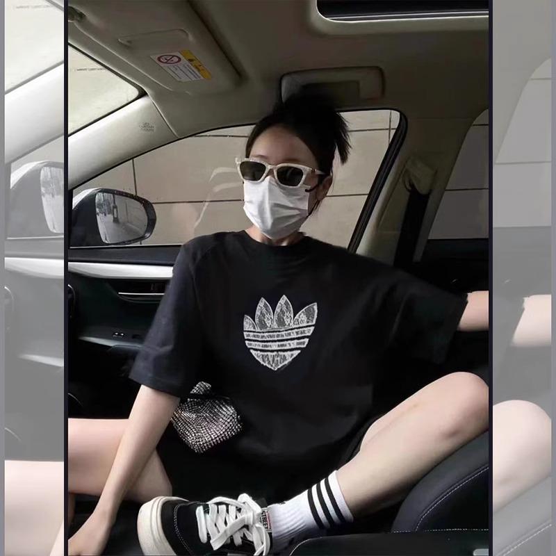 

Trendy Black Lace Embroidered Letter T-shirt - Korean Style, Short Sleeve, Casual European Summer Fashion M чёрный